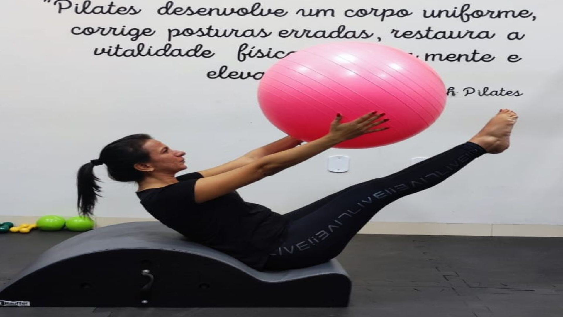 Pilates com Bola e Acessórios